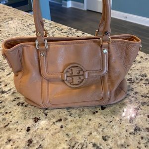 Tory Burch Camel /Tan Leather Bag!